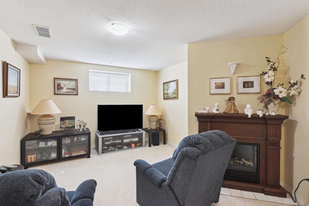 listing image 1105404709724019947