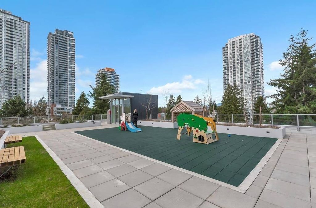 listing image 1103607953643360021