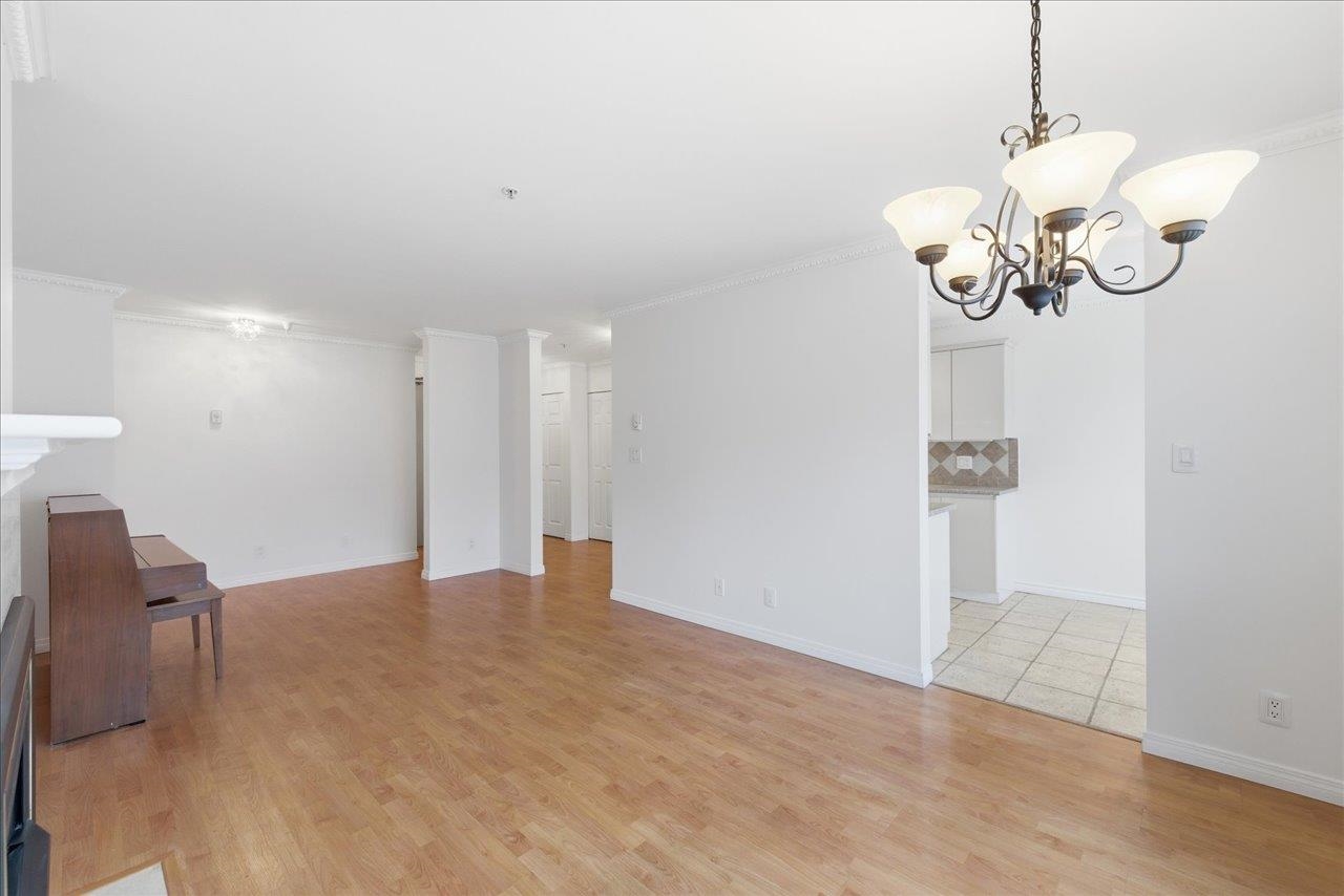 3290 W 4th Avenue 201