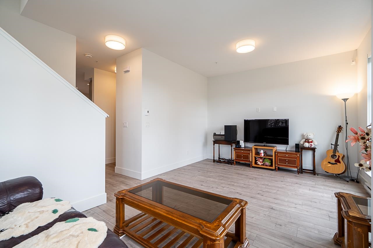 24076 112 Avenue 130