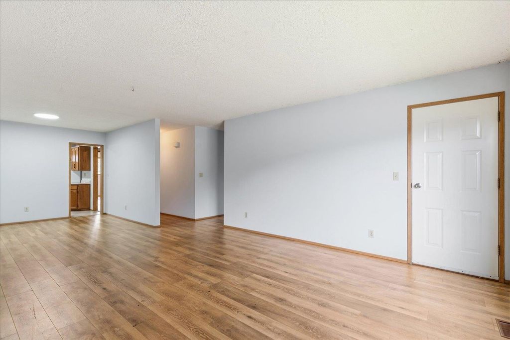 Photo of 9586 Williams Street #9584-, Chilliwack, BC V2P 5G4 (MLS # R3109775)