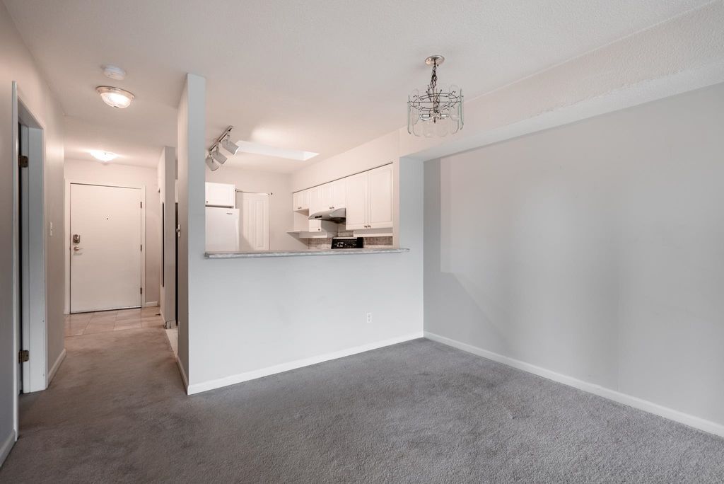listing image 1101304982696130612