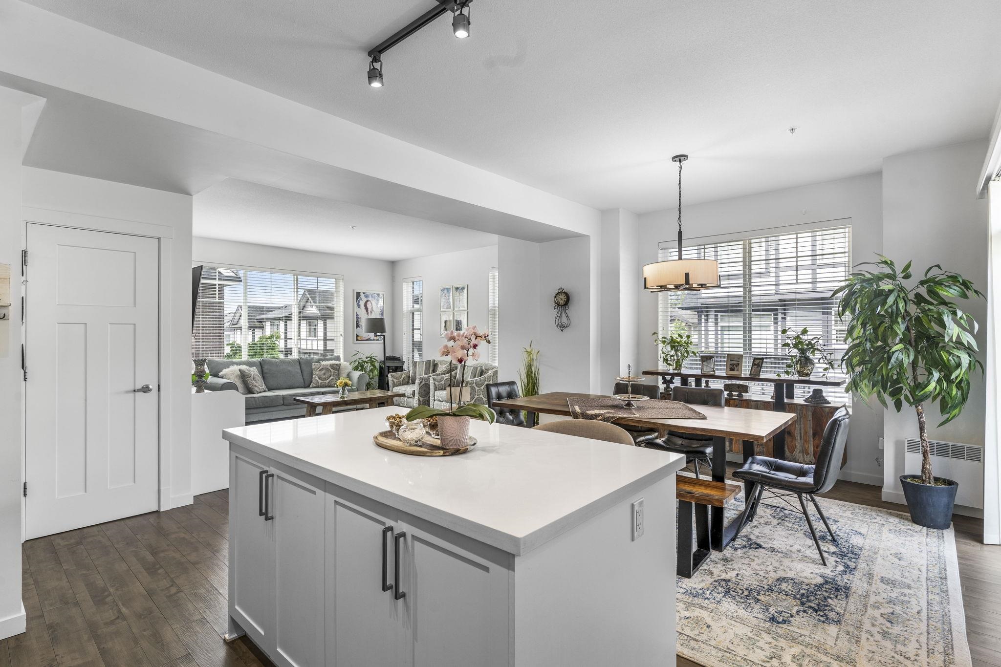 11272 240th Street 9