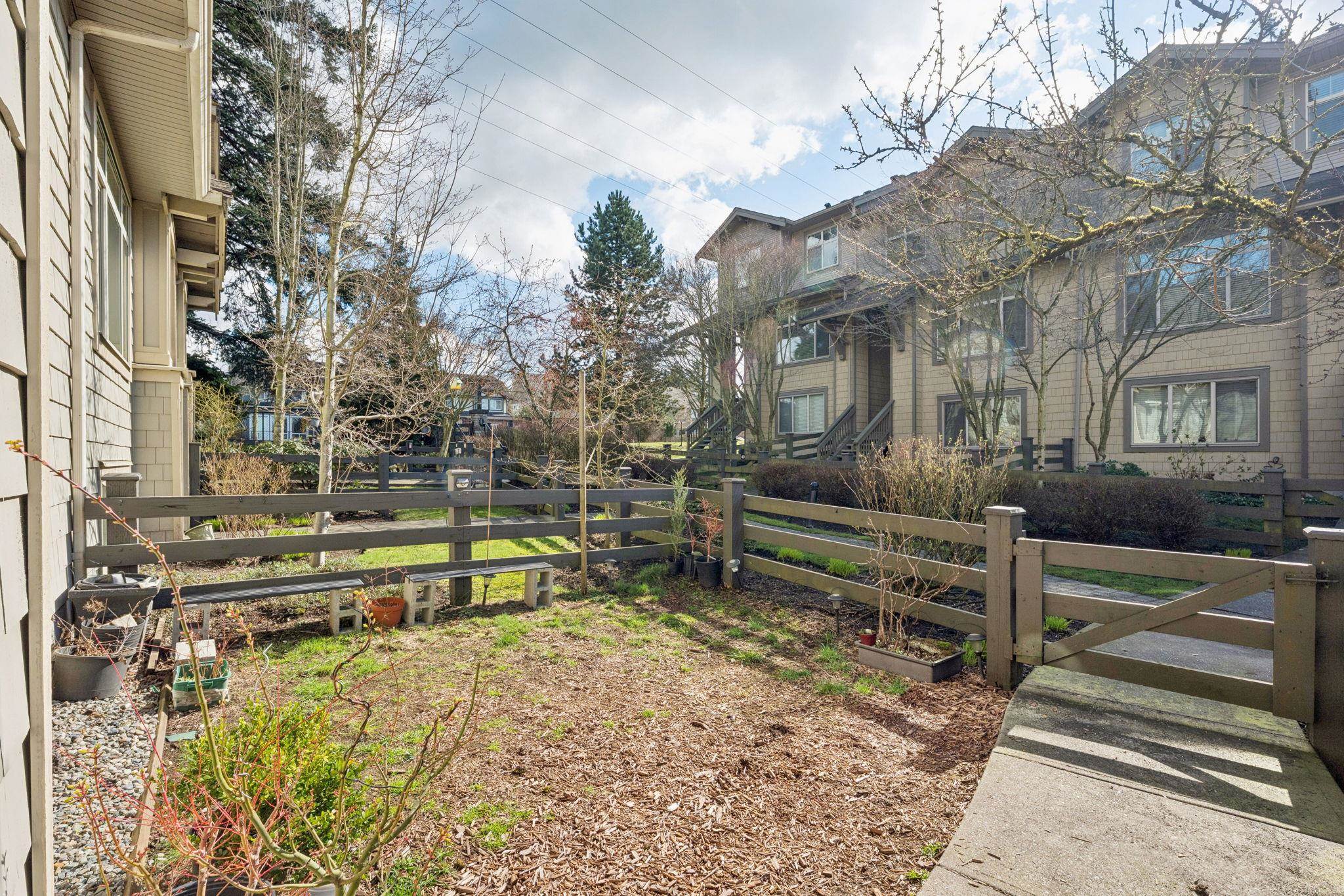 10605 Delsom Crescent 23