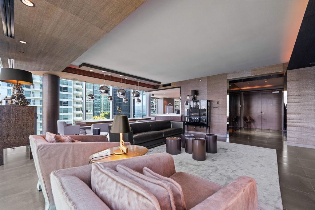 listing image 1103430978766987952