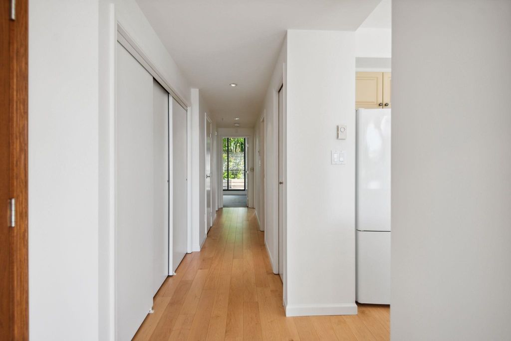 listing image 1107419555776506044