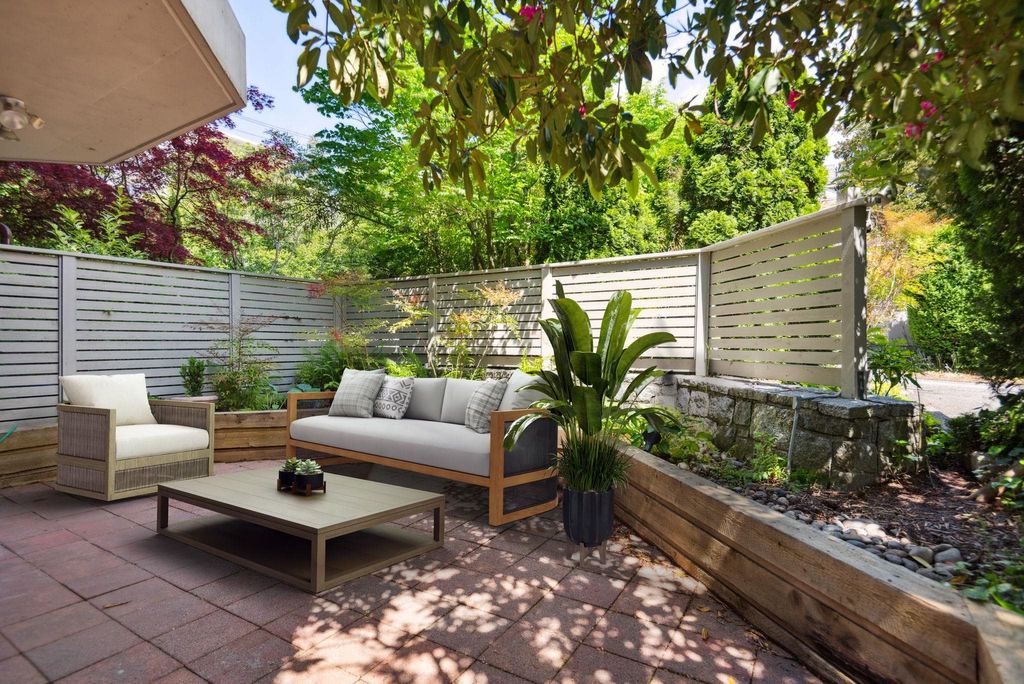 listing image 1109689136264989629