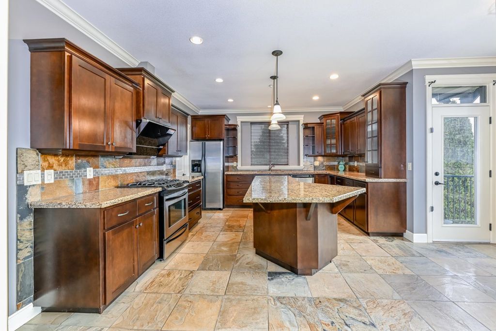 listing image 1105700488489457805