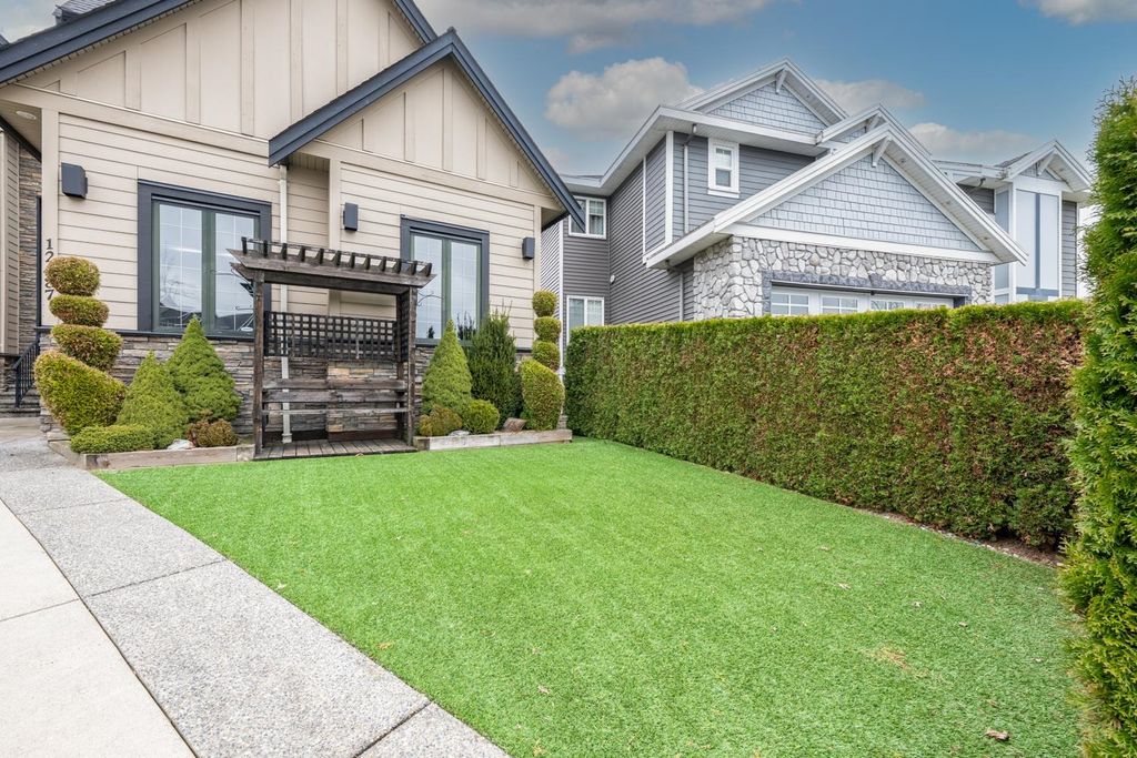 listing image 1109658684030344973