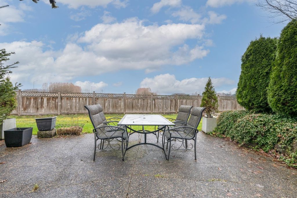 listing image 1104795740969112724