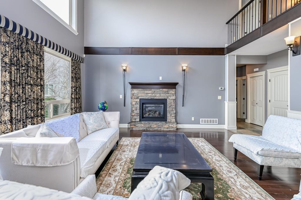 listing image 1100029224353768031