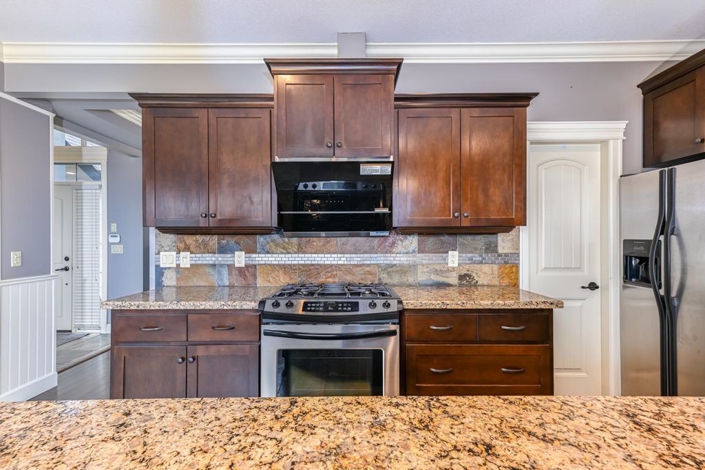 listing image 1109038996827217308