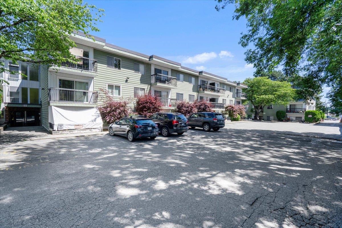 8635 120 Street 168C