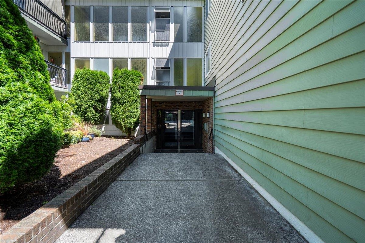 8635 120 Street 168C