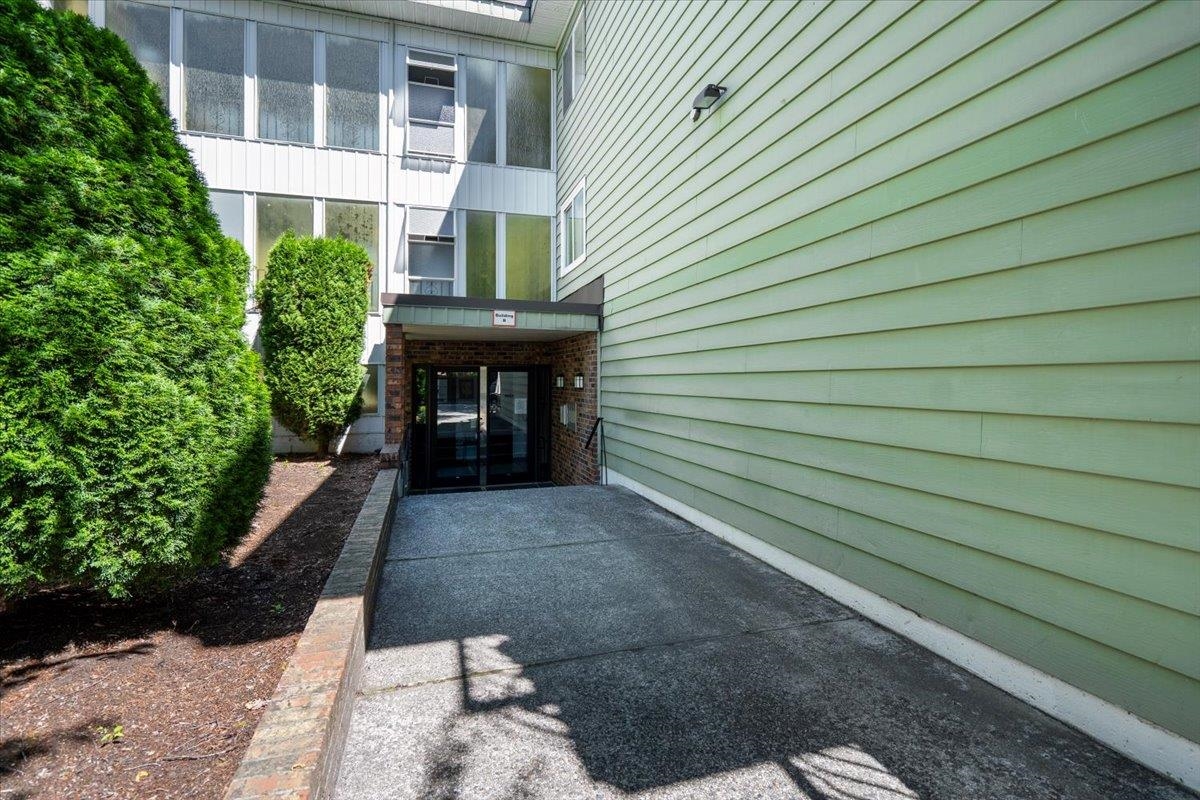 8635 120 Street 168C