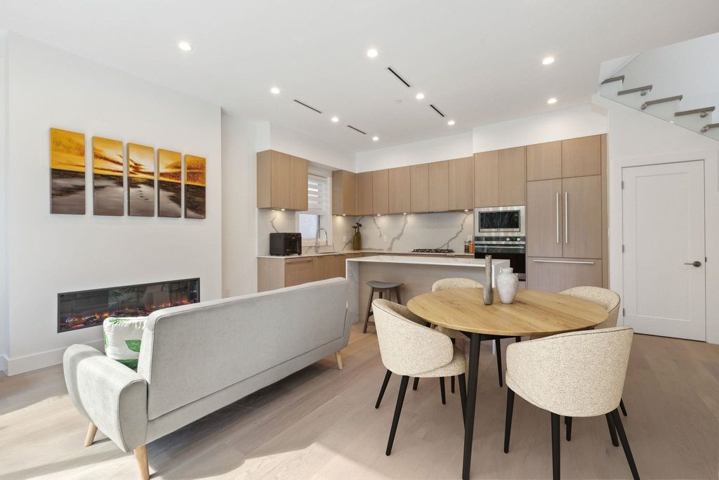 listing image 1105387414157718021