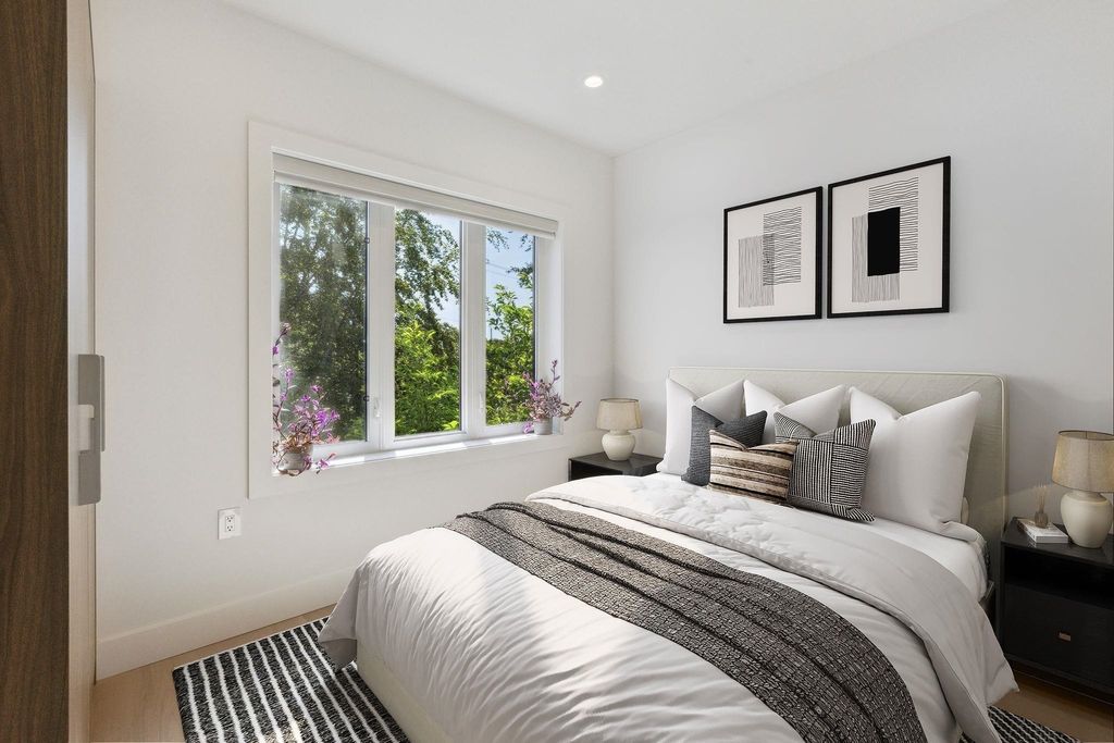 listing image 1106408484255842139