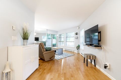 22277 122 Avenue 101 Maple Ridge BC V2X 3X8