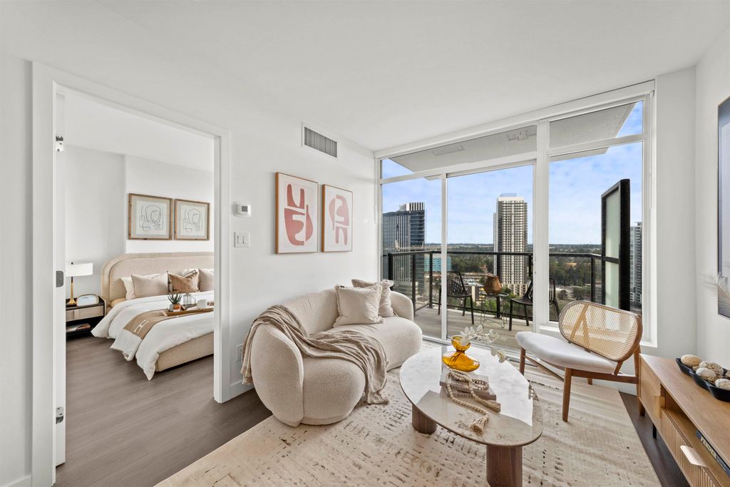 listing image 1106250160331172533