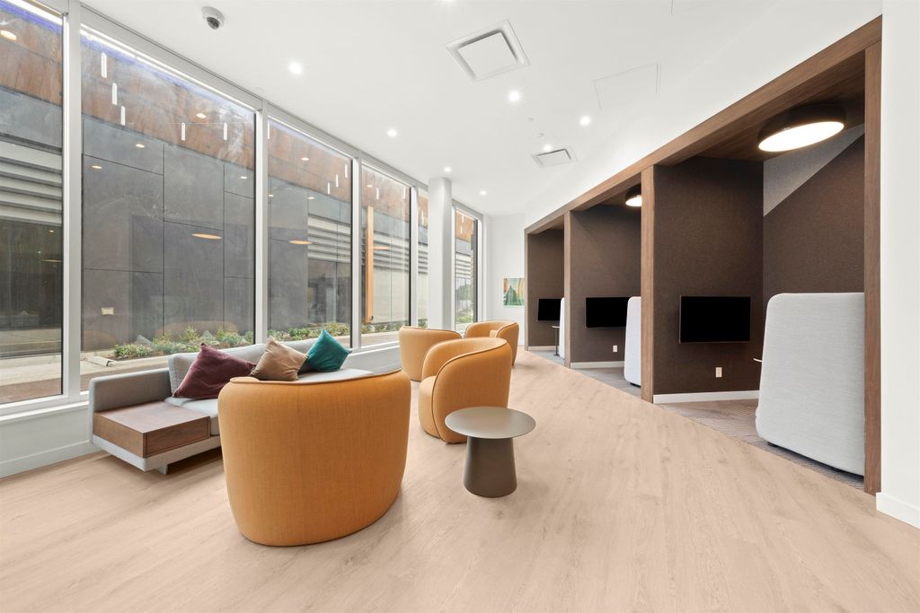 listing image 1106122629418501059