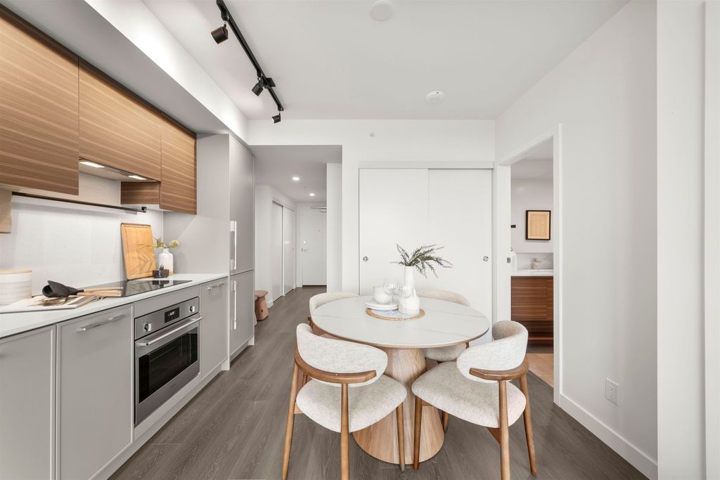 listing image 1103867830273088503