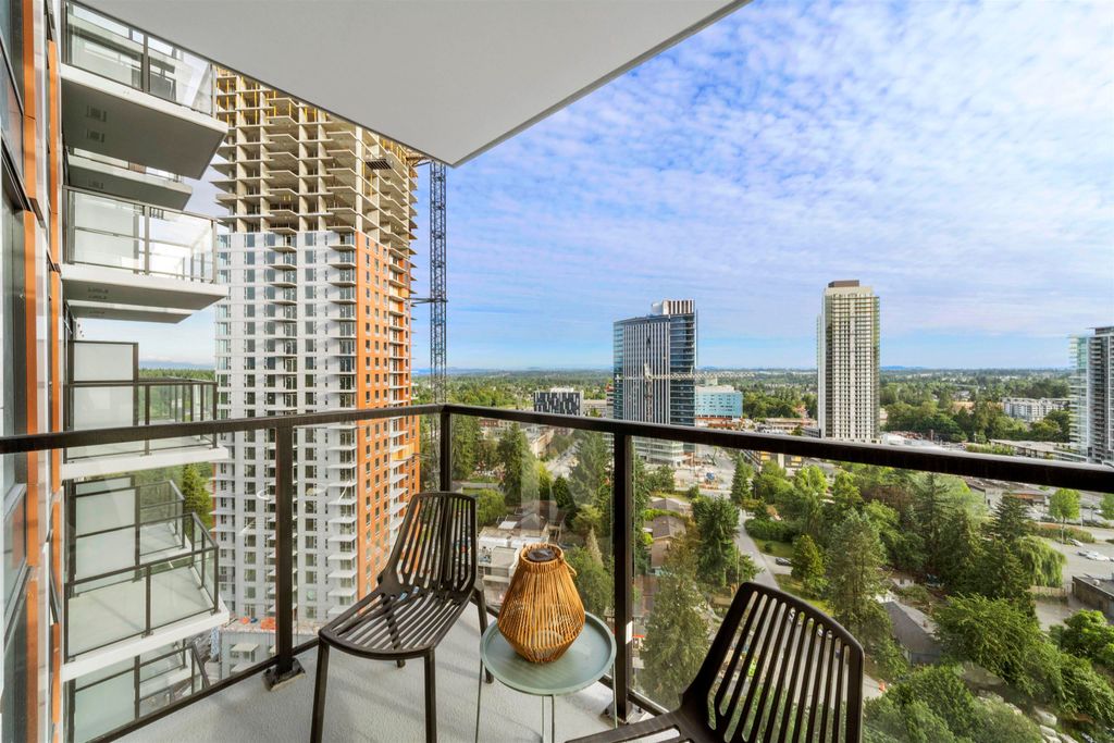 listing image 1106358322945463097