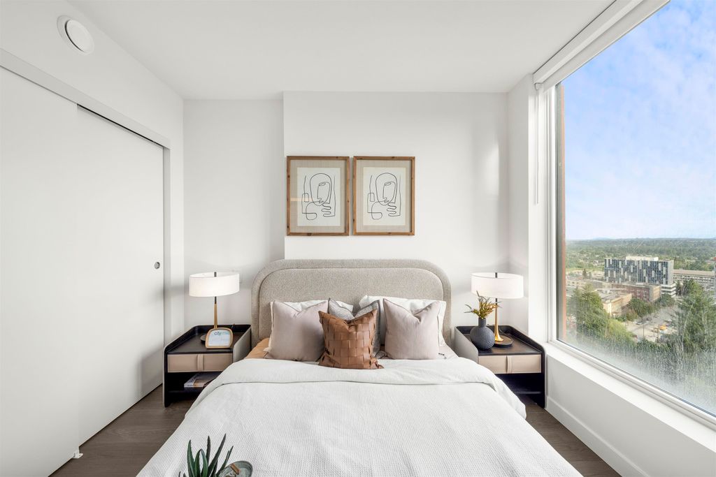 listing image 1101155413250809869