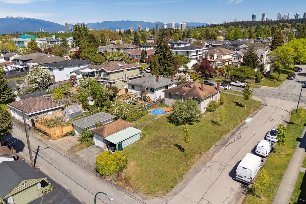 listing image 1102342345631083426