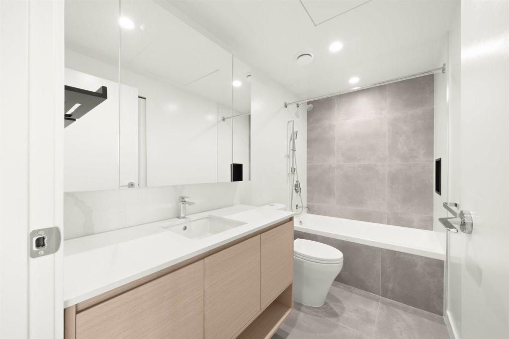 listing image 1107963443364250123