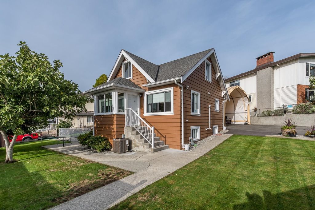 listing image 1104750392604312728