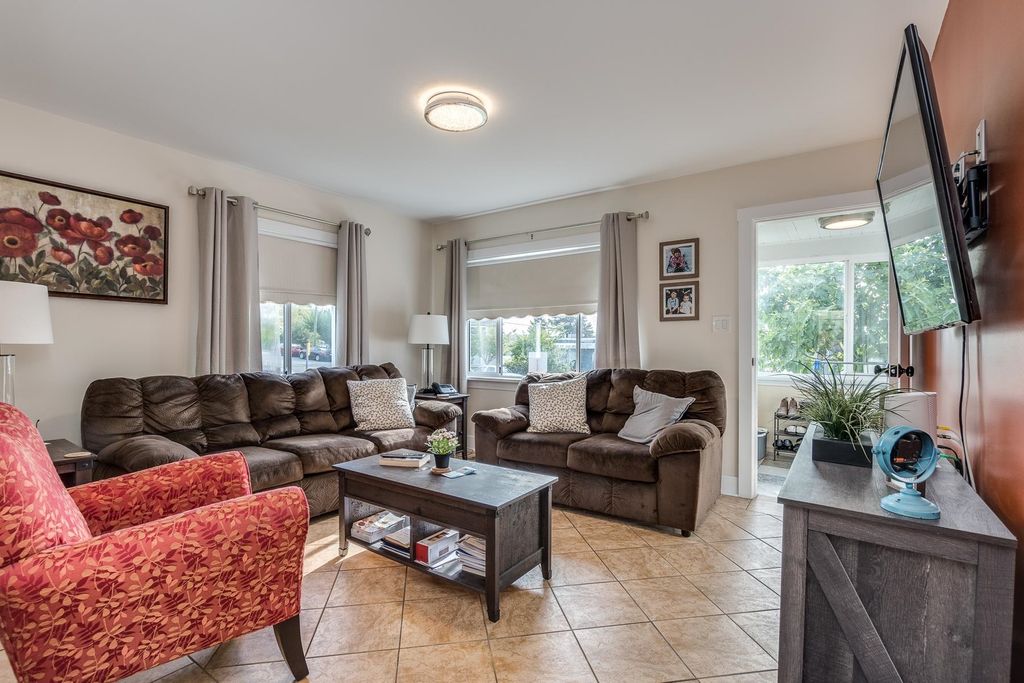listing image 1101308871537030523