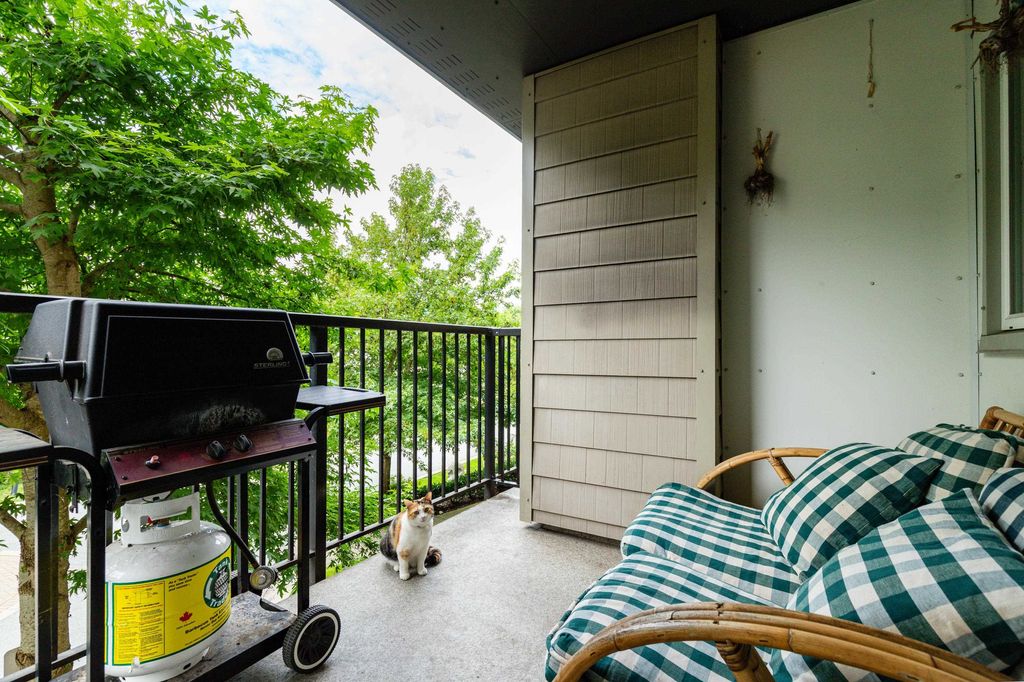 listing image 1104932009132970346