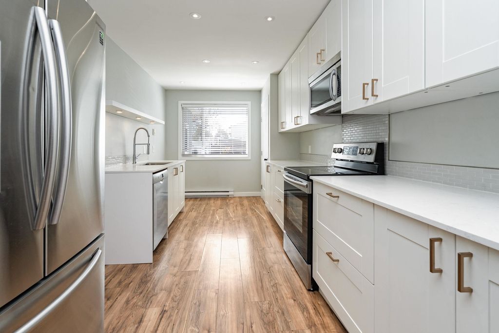 Photo of 182 Springfield Drive, Langley, BC V4W 3K9 (MLS # R3127023)