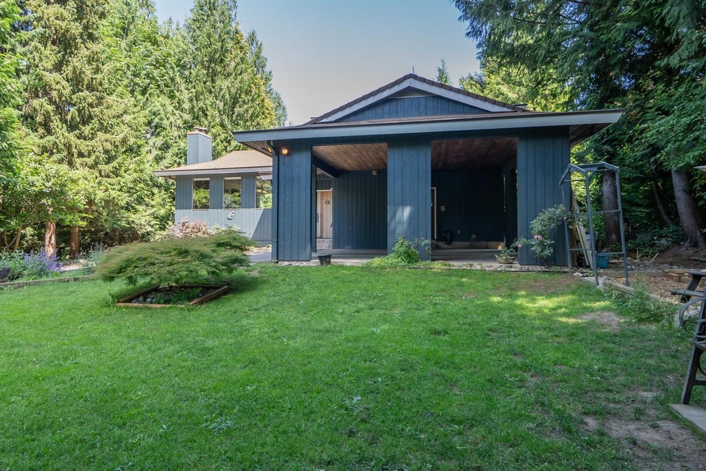 Photo of 10122 Kenswood Drive, Chilliwack, BC V2P 7N4 (MLS # R3174165)