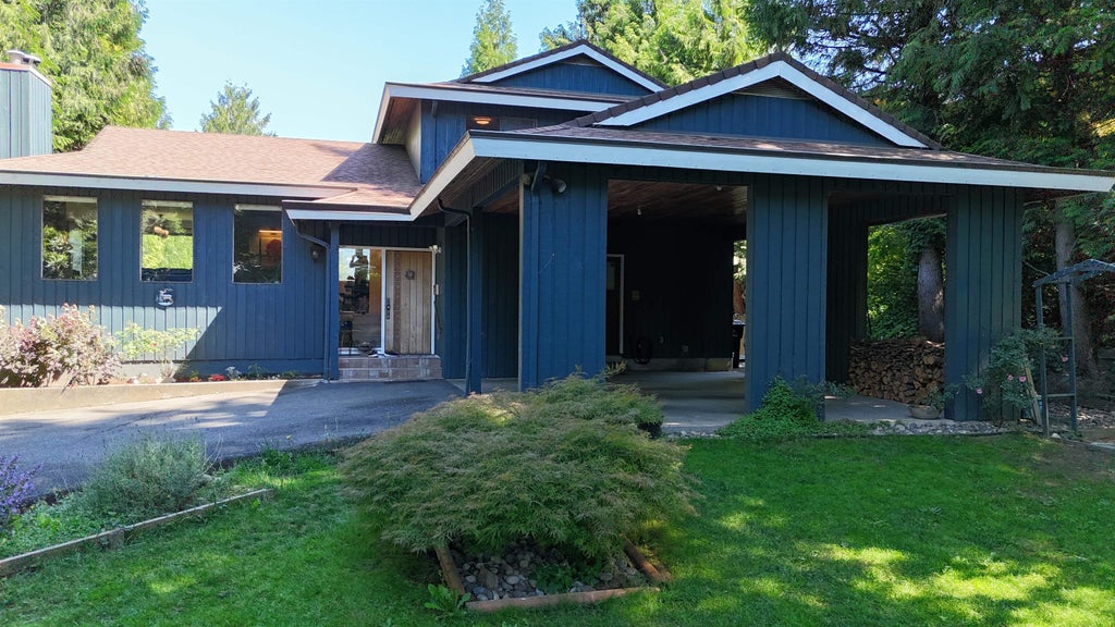 Photo of 10122 Kenswood Drive, Chilliwack, BC V2P 7N4 (MLS # R3174165)