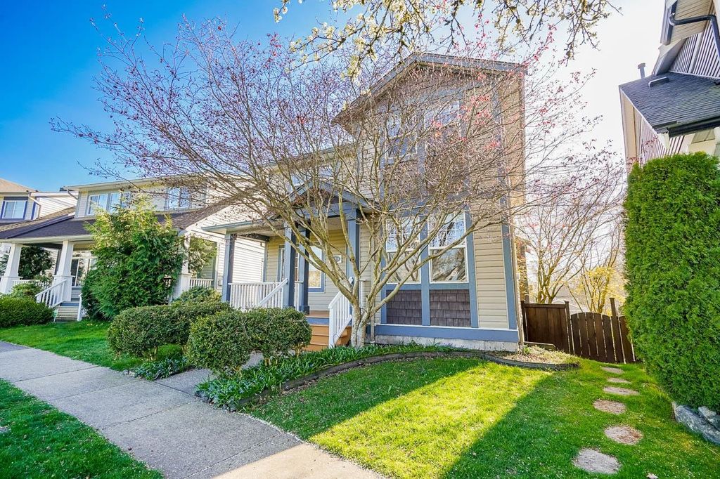 Photo of 36016 Shadbolt Avenue, Abbotsford, BC V3G 3E6 (MLS # R3110558)