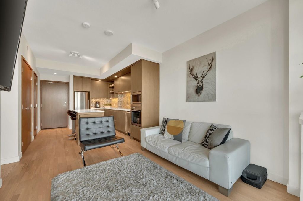 listing image 1100412961675198391