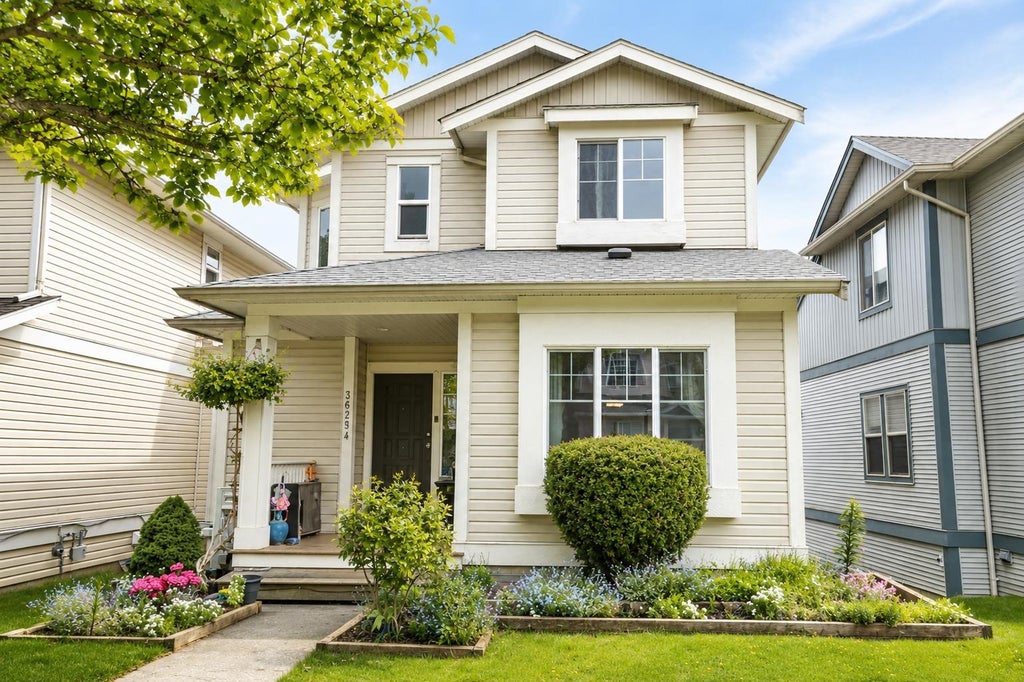 Photo of 36254 S Auguston Parkway, Abbotsford, BC V3G 2Y9 (MLS # R3125296)