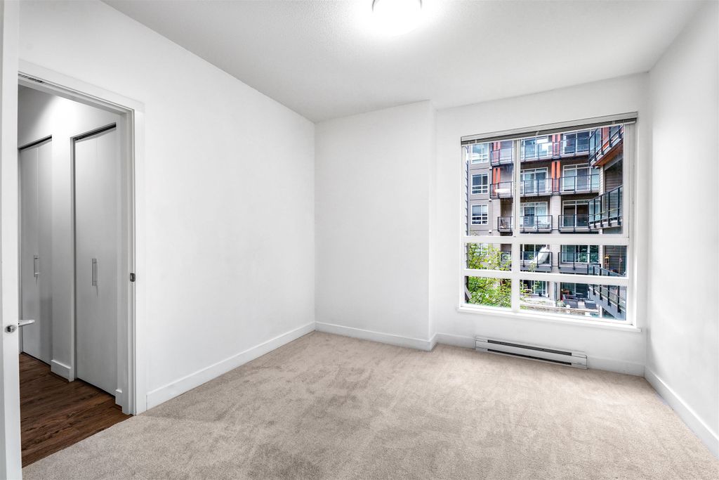 listing image 1107945348745317576