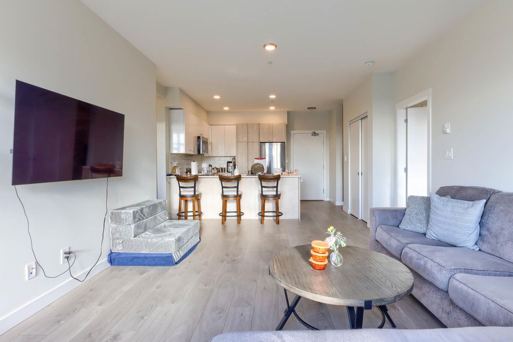 listing image 1106288711032912601