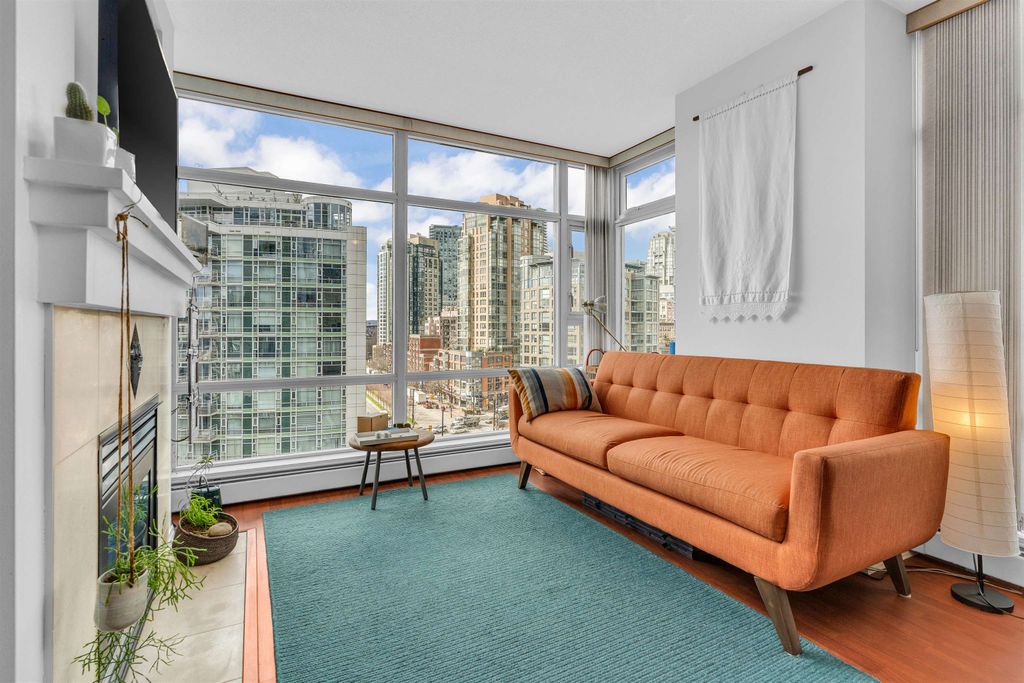 listing image 1106671918920476134