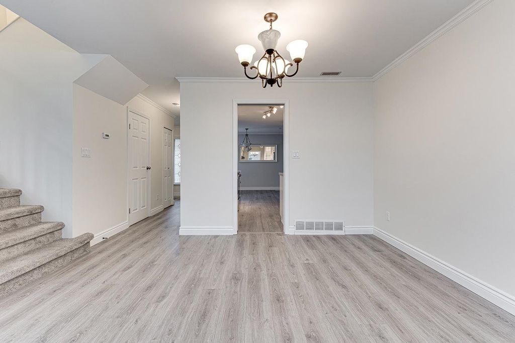 listing image 1103472297986951187