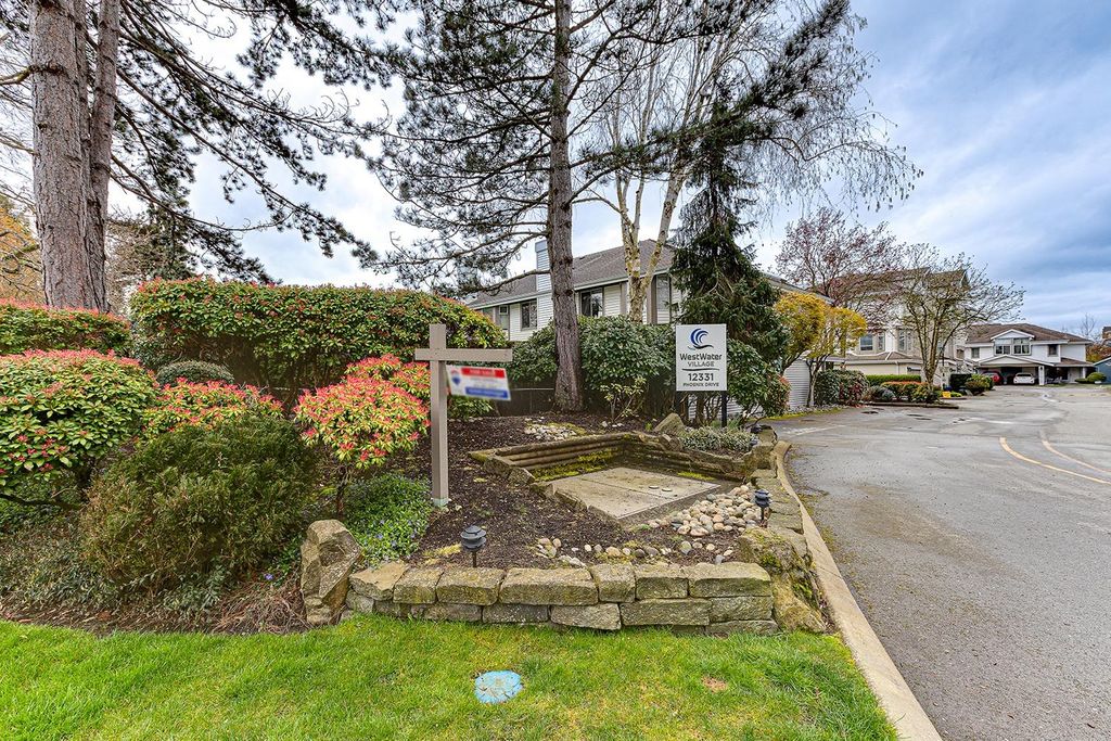 listing image 1103255013217949561