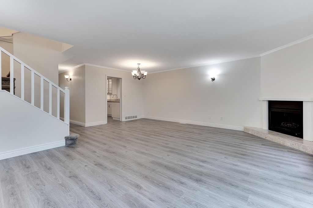 listing image 1108660047711242828