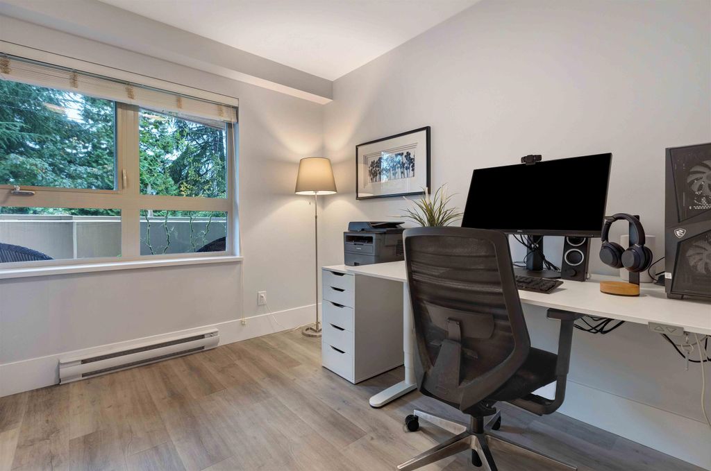 listing image 1102513677012031143