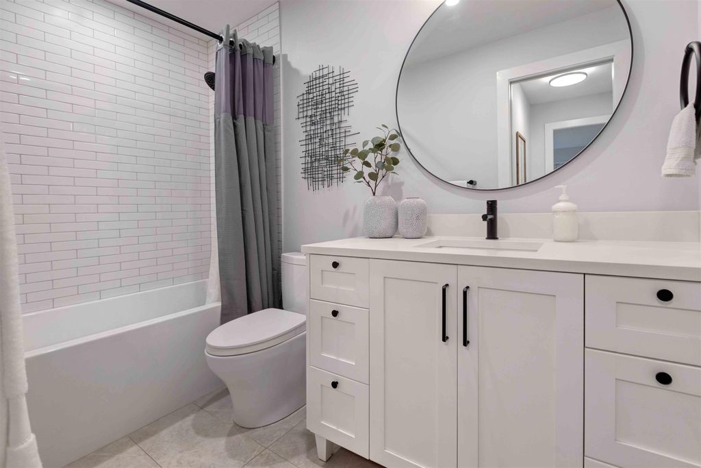 listing image 1105434466311212666