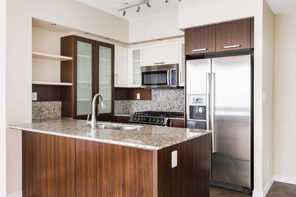 listing image 1109838735879843618