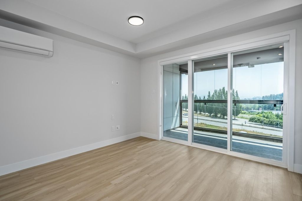 Photo of 34395 Gladys Avenue #408, Abbotsford, BC V2S 0R4 (MLS # R3145180)