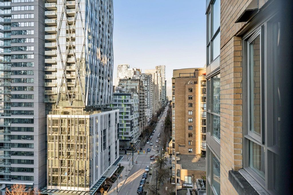 listing image 1105608179707448787