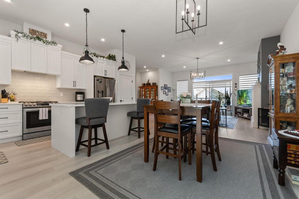listing image 1101061576550956229